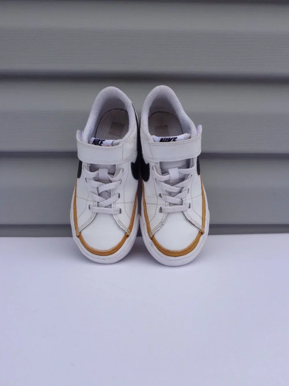 Nike Court Legacy Little Kids' Shoes Leather White Hook-Loop Strap Size 11 C
